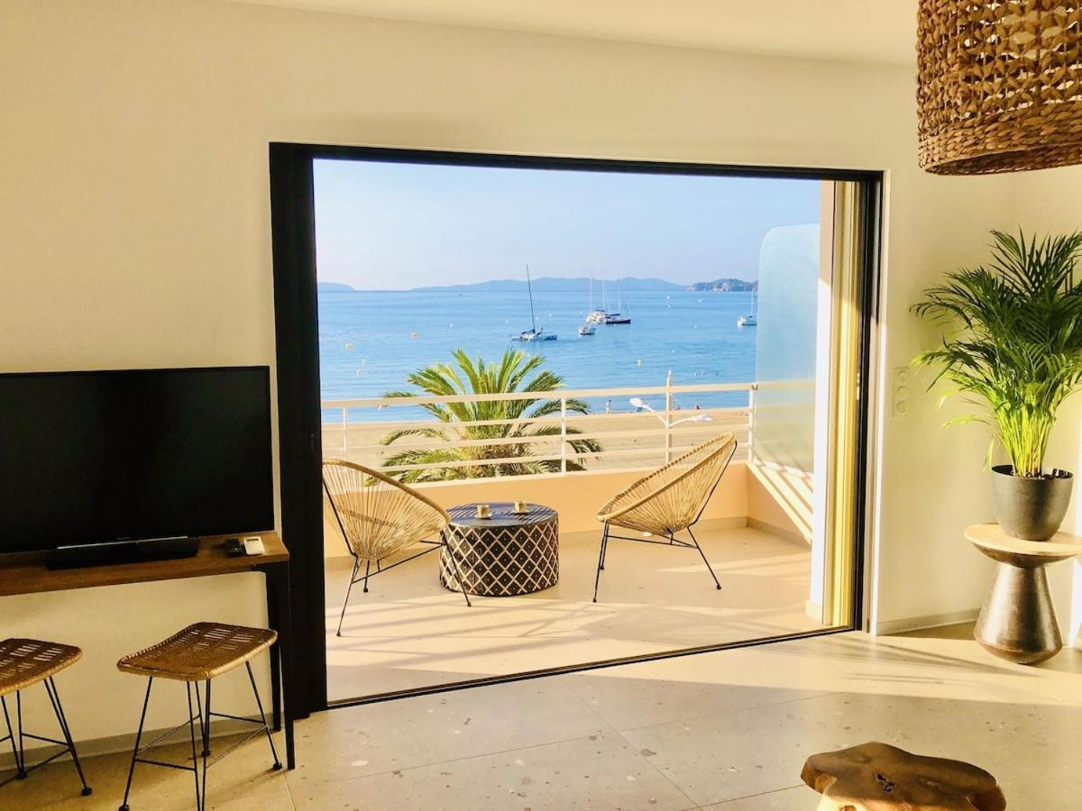 Appartement T3 Lumineux Traversant Totalement Neuf En Face De La Plage Front De Mer Vue Sur Les Iles Vue Mer Panoramique Assuree Residence De La Plage Centre Ville Du Lavandou 3Eme Etage Avec Ascenseur Appartement T3 Le Lavandou Exteriör bild