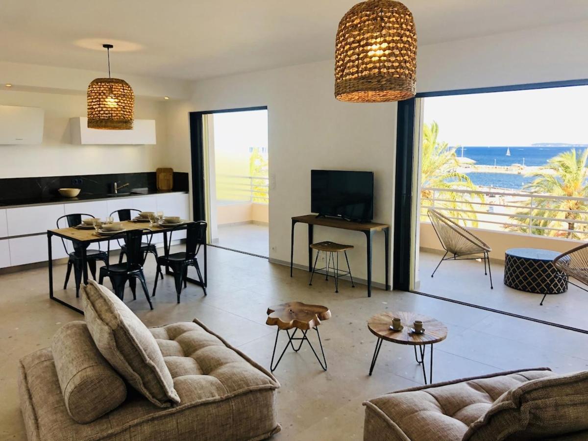 Appartement T3 Lumineux Traversant Totalement Neuf En Face De La Plage Front De Mer Vue Sur Les Iles Vue Mer Panoramique Assuree Residence De La Plage Centre Ville Du Lavandou 3Eme Etage Avec Ascenseur Appartement T3 Le Lavandou Exteriör bild